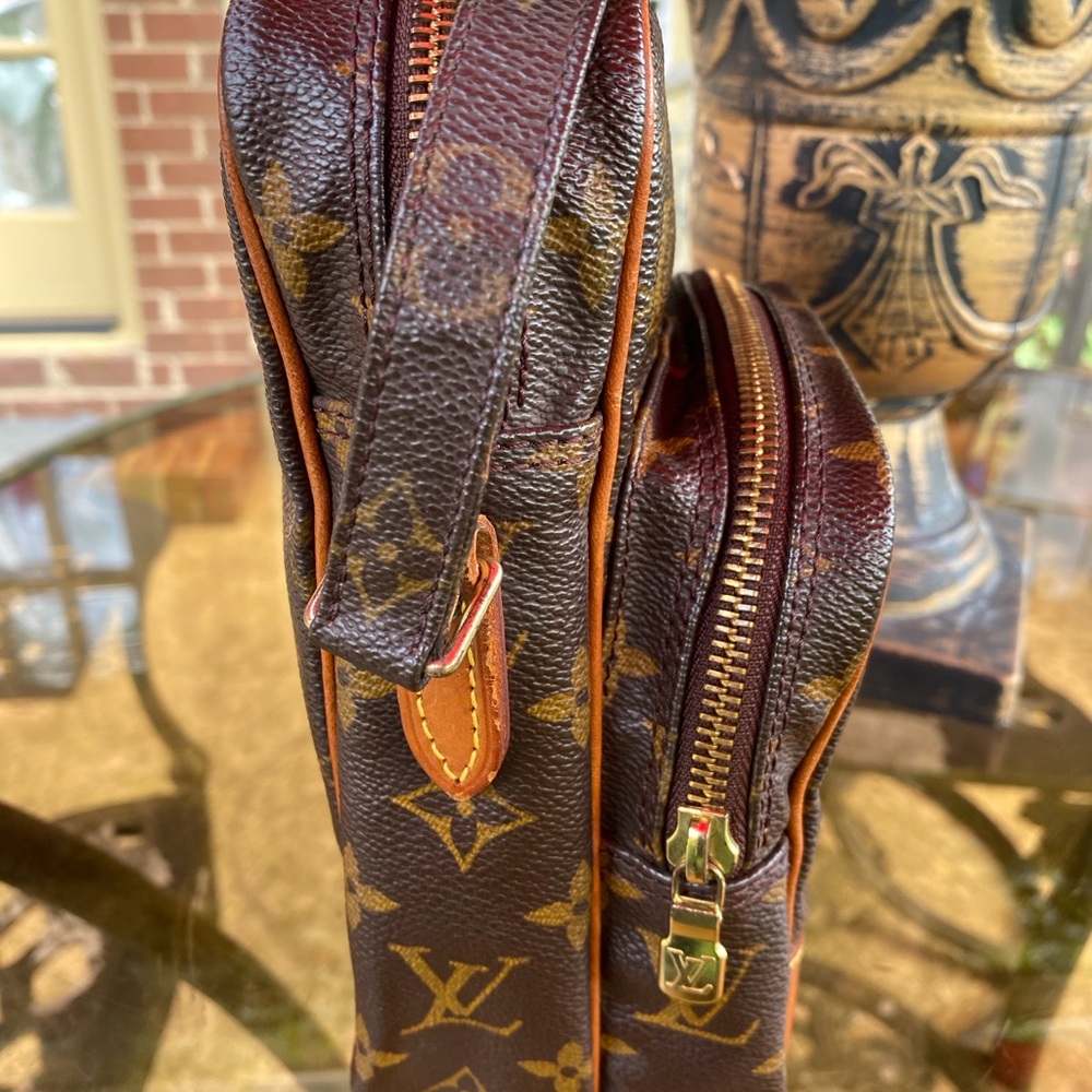 Louis Vuitton Amazon Crossbody Bag - Picture 8 of 16